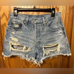 Levi’s Premium 501 High Rise Women’s Shorts Size W28/6